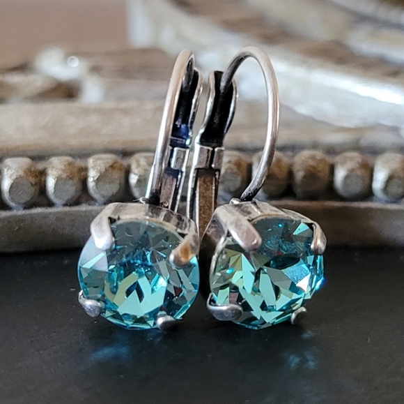 Austrian Crystal Earrings in Antique Silver - Picture 3 of 8